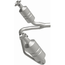 Load image into Gallery viewer, MagnaFlow Exhaust Products 5551849 California CARB Direct-Fit Catalytic Converter for Select Dodge Dakota, Mitsubishi Raider