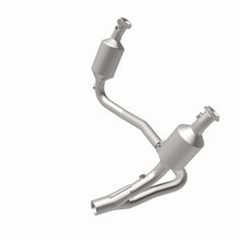 Load image into Gallery viewer, MagnaFlow Exhaust Products 4551026 California CARB Direct-Fit Catalytic Converter for Select Dodge Dakota