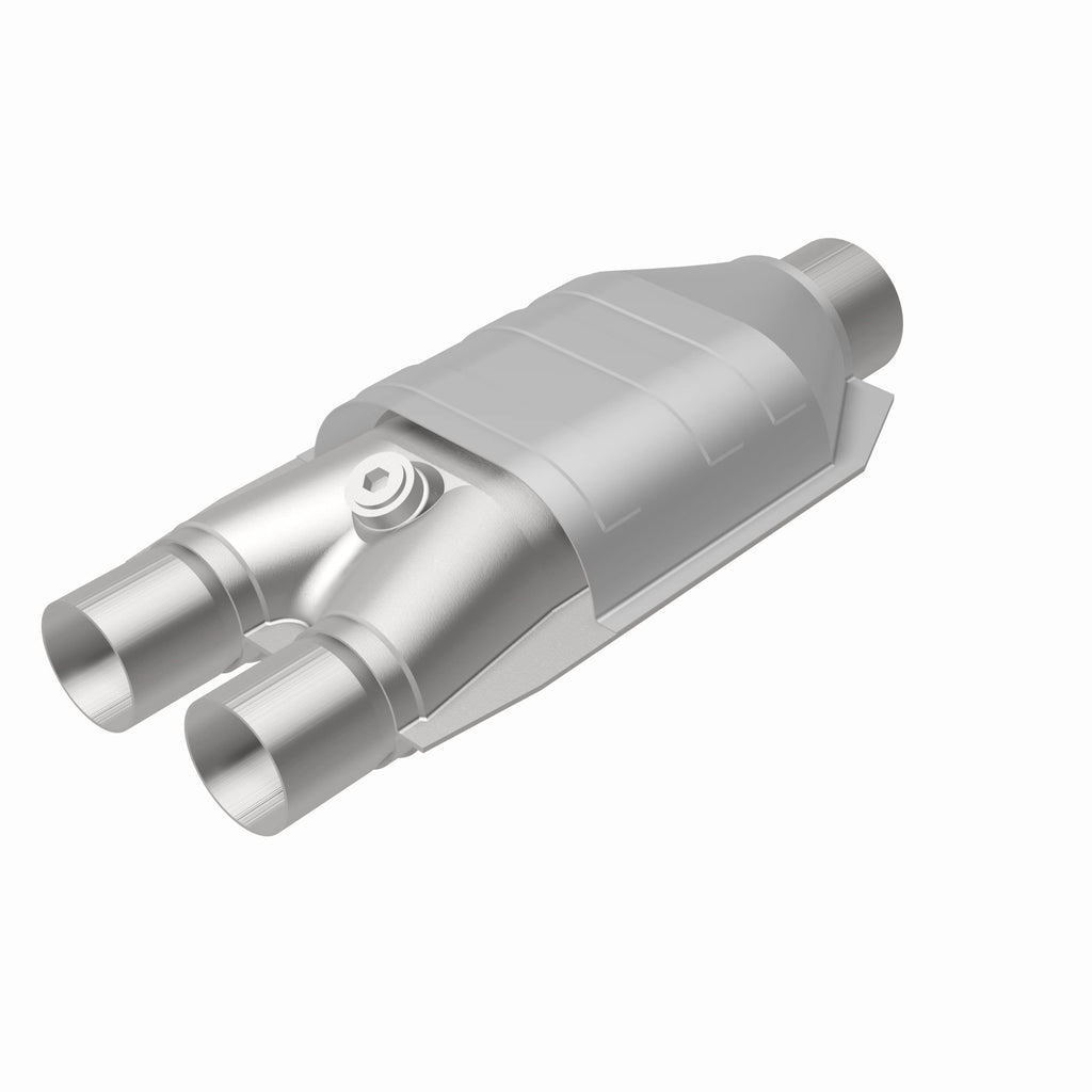 MagnaFlow Exhaust Products 51667 OEM Grade Universal Catalytic Converter for Select Dodge Ram 1500, Dodge Ram 2500, Dodge Ram