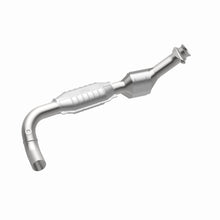 Load image into Gallery viewer, MagnaFlow Exhaust Products 447158 California CARB Direct-Fit Catalytic Converter for Select Ford E-150, Ford E-150 Club Wagon, Ford E-150 Econoline, Ford E-150 Econoline Club Wagon, Ford E-250, Ford E-250 Econoline