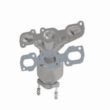 Load image into Gallery viewer, MagnaFlow Exhaust Products 5582920 California CARB Manifold Catalytic Converter for Select Ford Escape, Mercury Mariner