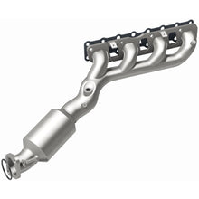 Load image into Gallery viewer, MagnaFlow Exhaust Products 50381 HM Grade Manifold Catalytic Converter for Select INFINITI QX56, Nissan Armada, Nissan NV2500, Nissan NV3500, Nissan Pathfinder, Nissan Pathfinder Armada, Nissan TITAN