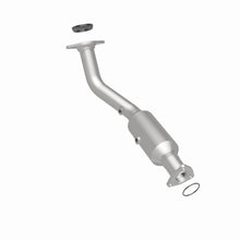 Load image into Gallery viewer, MagnaFlow Exhaust Products 49123 OEM Grade Direct-Fit Catalytic Converter for Select Honda CR-V