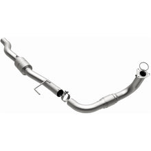Load image into Gallery viewer, MagnaFlow Exhaust Products 447260 California CARB Direct-Fit Catalytic Converter for Select Chevrolet Avalanche 2500, Chevrolet Suburban
