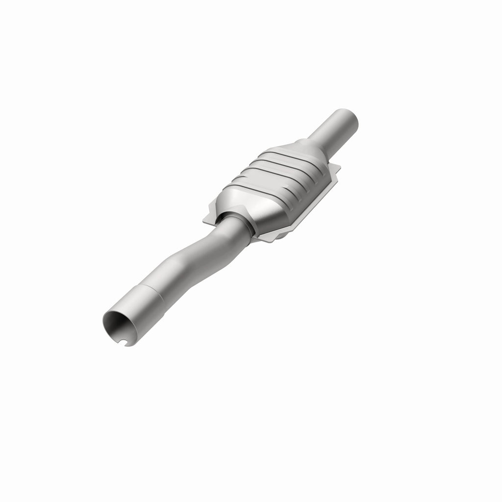 MagnaFlow Exhaust Products 51698 OEM Grade Direct-Fit Catalytic Converter for Select Jeep Grand Cherokee