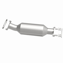 Load image into Gallery viewer, MagnaFlow Exhaust Products 24266 HM Grade Direct-Fit Catalytic Converter for Select Hyundai Elantra, Kia Soul