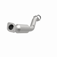 Load image into Gallery viewer, MagnaFlow Exhaust Products 5461733 California CARB Direct-Fit Catalytic Converter for Select Chevrolet Corvette