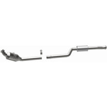 Load image into Gallery viewer, MagnaFlow Exhaust Products 5561916 California CARB Direct-Fit Catalytic Converter for Select Mercedes-Benz C300, Mercedes-Benz C350, Mercedes-Benz E350