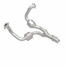 Load image into Gallery viewer, MagnaFlow Exhaust Products 458000 California CARB Direct-Fit Catalytic Converter for Select Jeep Grand Cherokee