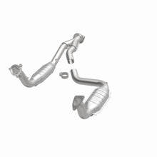 Load image into Gallery viewer, MagnaFlow Exhaust Products 49580 OEM Grade Direct-Fit Catalytic Converter for Select Chevrolet SSR