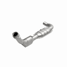 Load image into Gallery viewer, MagnaFlow Exhaust Products 447135 California CARB Direct-Fit Catalytic Converter for Select Ford F-150