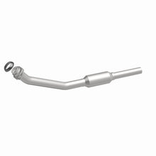 Load image into Gallery viewer, MagnaFlow Exhaust Products 3391271 California CARB Direct-Fit Catalytic Converter for Select Dodge Caravan, Plymouth Voyager