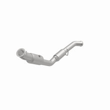 Load image into Gallery viewer, MagnaFlow Exhaust Products 5551551 California CARB Direct-Fit Catalytic Converter for Select Mercedes-Benz GL450, Mercedes-Benz GLE400, Mercedes-Benz GLE43 AMG, Mercedes-Benz GLE450 AMG, Mercedes-Benz GLS450, Mercedes-Benz ML400