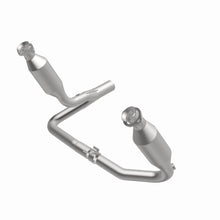 Load image into Gallery viewer, MagnaFlow Exhaust Products 49657 OEM Grade Direct-Fit Catalytic Converter for Select Dodge Dakota
