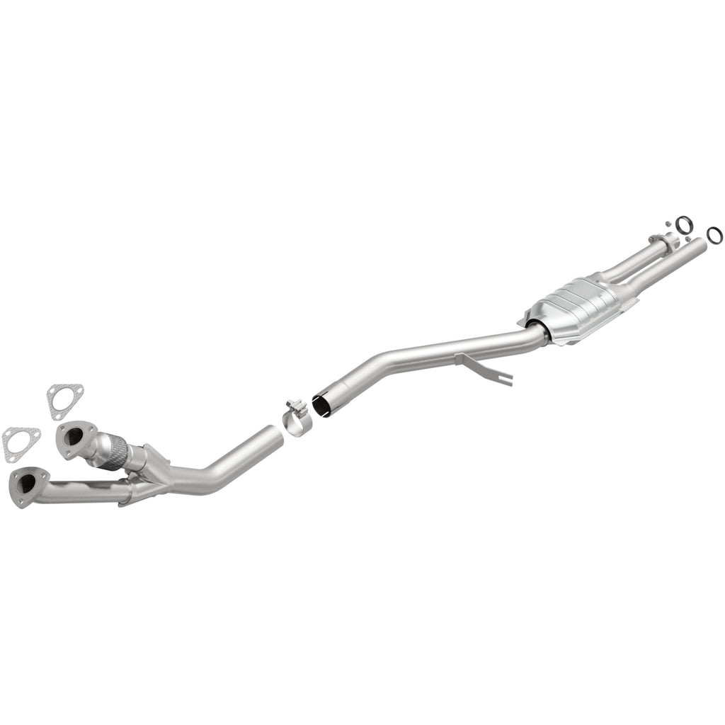 MagnaFlow Exhaust Products 3322554 California CARB Direct-Fit Catalytic Converter for Select BMW 325i, BMW 325iX, BMW 325is