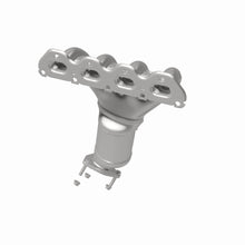 Load image into Gallery viewer, MagnaFlow Exhaust Products 5531062 California CARB Manifold Catalytic Converter for Select Chevrolet Aveo, Chevrolet Aveo5, Pontiac G3