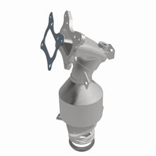 Load image into Gallery viewer, MagnaFlow Exhaust Products 5531781 California CARB Manifold Catalytic Converter for Select Honda CR-V