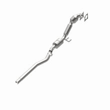 Load image into Gallery viewer, MagnaFlow Exhaust Products 551408 California CARB Direct-Fit Catalytic Converter for Select Audi Q3, Audi Q3 Quattro, Volkswagen Tiguan