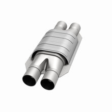 Load image into Gallery viewer, MagnaFlow Exhaust Products 3322008 California CARB Universal Catalytic Converter for Select Alfa Romeo 164, BMW 325i, BMW 325is, BMW 525i, BMW 528e, BMW 535i, BMW 635CSi, BMW 735i, BMW 735iL, Mercedes-Benz 190E, Mercedes-Benz 500SL, Mercedes-Benz E320,