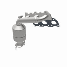Load image into Gallery viewer, MagnaFlow Exhaust Products 51272 OEM Grade Manifold Catalytic Converter for Select Suzuki Grand Vitara, Suzuki XL-7