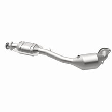 Load image into Gallery viewer, MagnaFlow Exhaust Products 5481622 California CARB Direct-Fit Catalytic Converter for Select Subaru Outback
