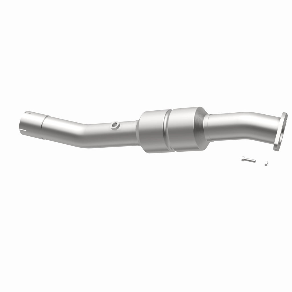 MagnaFlow Exhaust Products 49642 OEM Grade Direct-Fit Catalytic Converter for Select Chevrolet Silverado HD, Chevrolet Suburban 2500, GMC Sierra HD, GMC Yukon XL