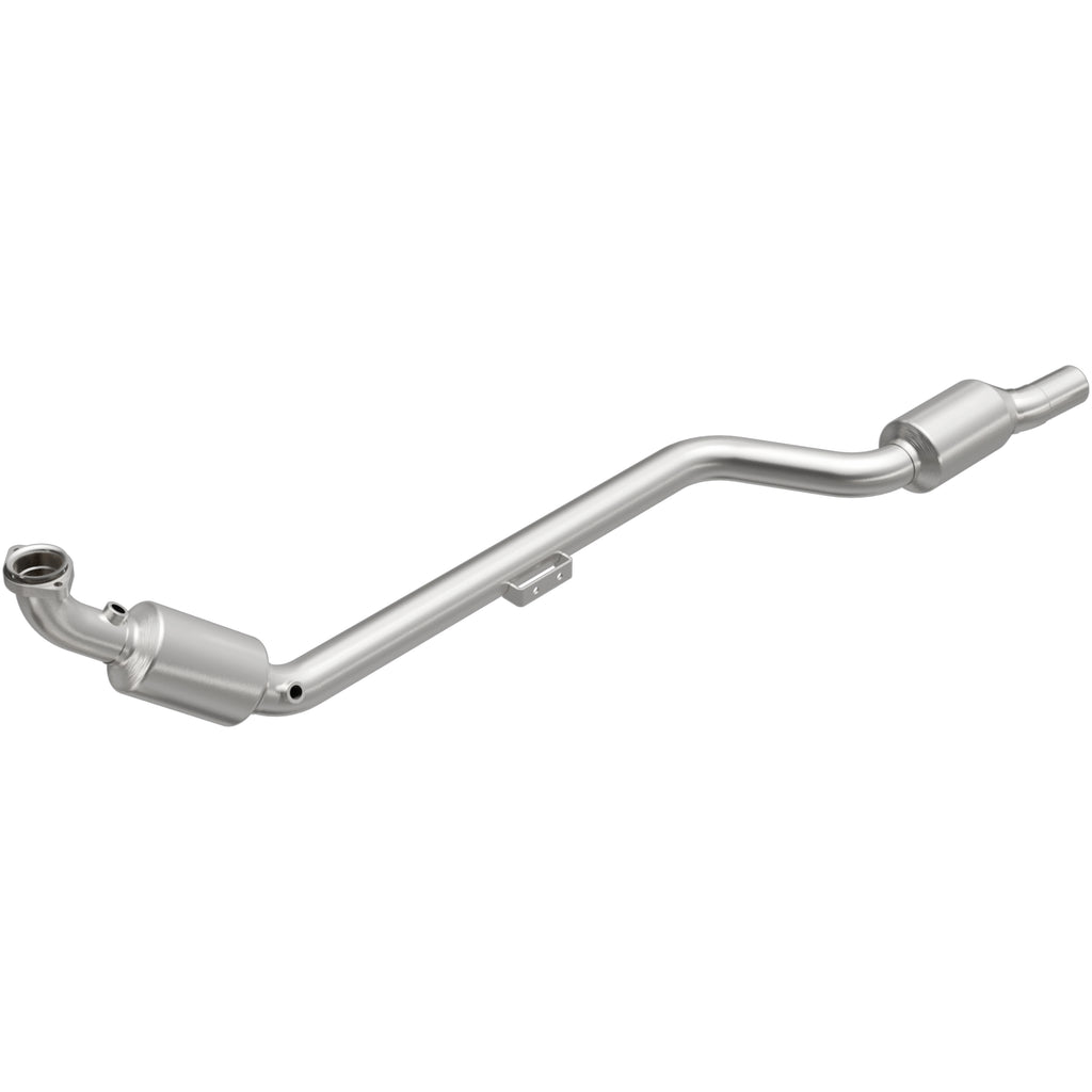 MagnaFlow Exhaust Products 49806 OEM Grade Direct-Fit Catalytic Converter for Select Mercedes-Benz C240, Mercedes-Benz C32 AMG, Mercedes-Benz C320, Mercedes-Benz CLK320