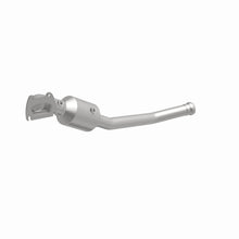 Load image into Gallery viewer, MagnaFlow Exhaust Products 21-251 OEM Grade Direct-Fit Catalytic Converter for Select Dodge Durango, Jeep Grand Cherokee