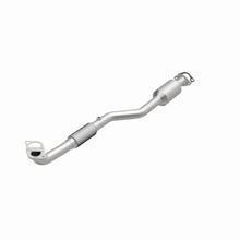 Load image into Gallery viewer, MagnaFlow Exhaust Products 5571875 California CARB Direct-Fit Catalytic Converter for Select Hyundai Elantra
