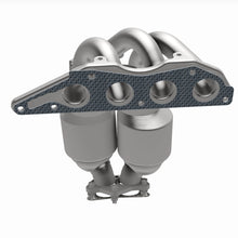 Load image into Gallery viewer, MagnaFlow Exhaust Products 5531347 California CARB Manifold Catalytic Converter for Select Mitsubishi Eclipse, Mitsubishi Galant