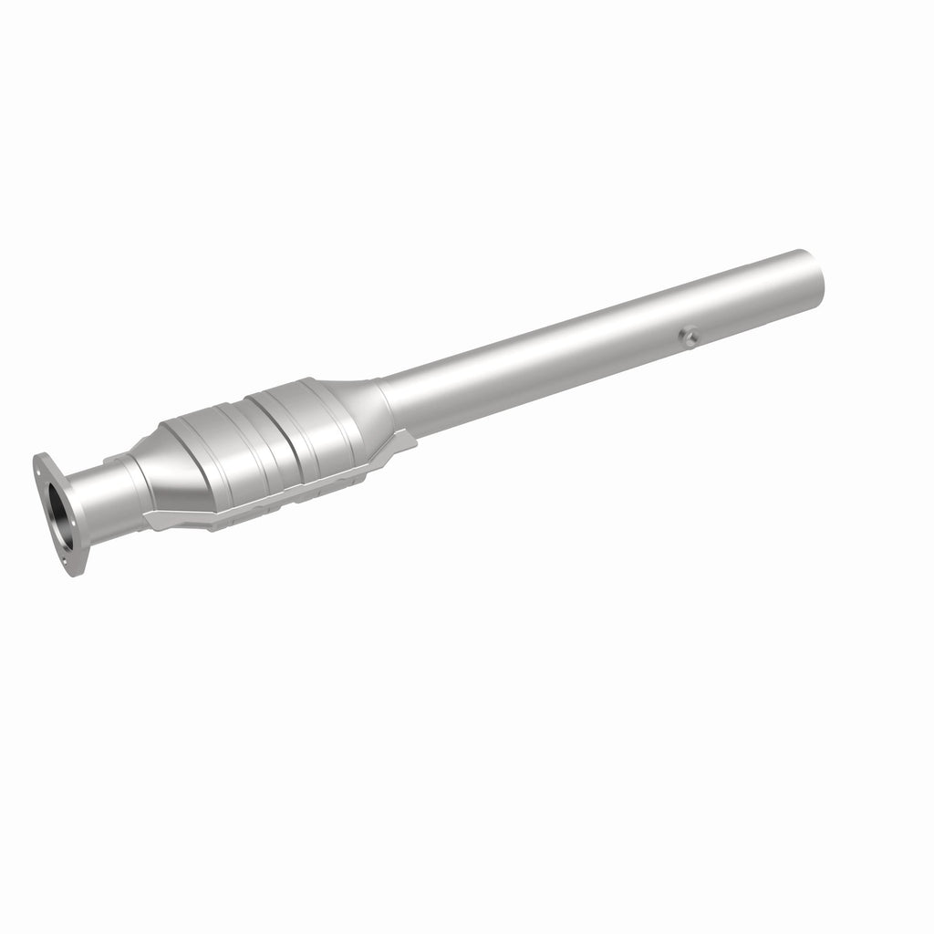MagnaFlow Exhaust Products 23204 HM Grade Direct-Fit Catalytic Converter for Select Ford E-250 Econoline, Ford E-450 Econoline Super Duty, Ford Econoline Super Duty