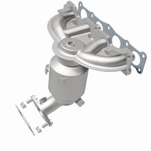 Load image into Gallery viewer, MagnaFlow Exhaust Products 5582998 California CARB Manifold Catalytic Converter for Select Hyundai Santa Fe, Kia Sorento