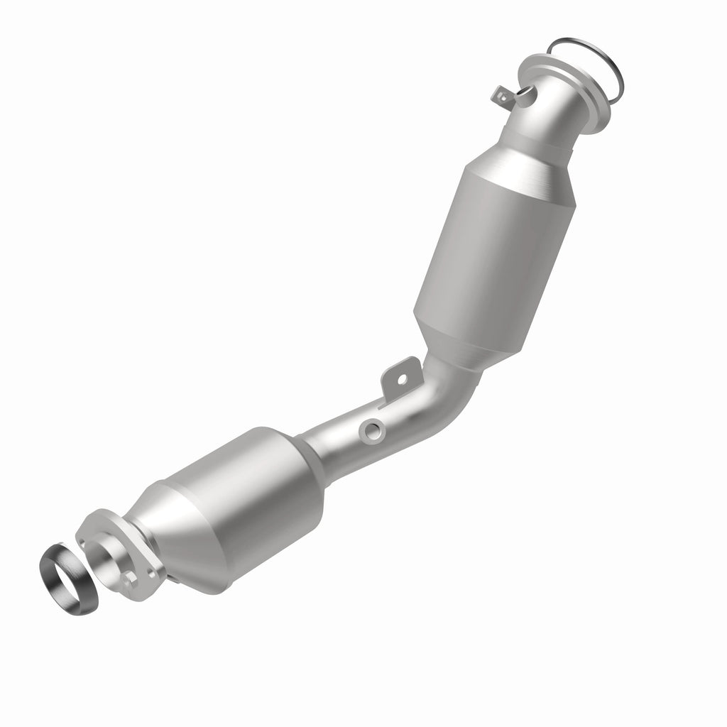 MagnaFlow Exhaust Products 280754 OEM Grade Direct-Fit Catalytic Converter for Select Toyota Sequoia, Toyota Tundra