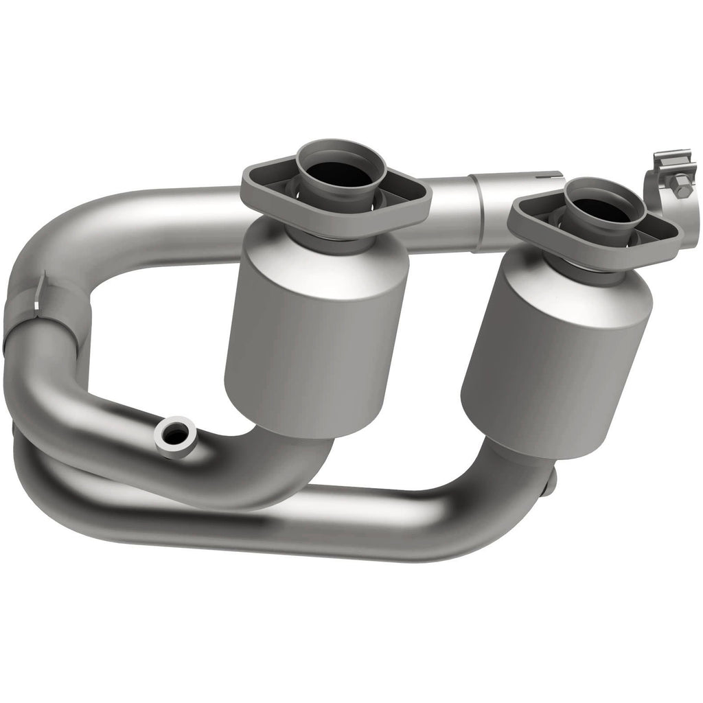 MagnaFlow Exhaust Products 49386 OEM Grade Direct-Fit Catalytic Converter for Select Jeep Wrangler