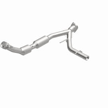 Load image into Gallery viewer, MagnaFlow Exhaust Products 4583078 California CARB Direct-Fit Catalytic Converter for Select Ford Expedition