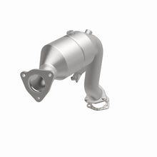 Load image into Gallery viewer, MagnaFlow Exhaust Products 49136 OEM Grade Direct-Fit Catalytic Converter for Select Audi A4 Quattro, Audi A5 Quattro, Audi A6 Quattro, Audi A7 Quattro, Audi A8 Quattro, Audi Q5, Audi S4, Audi S5, Audi SQ5