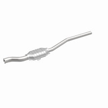 Load image into Gallery viewer, MagnaFlow Exhaust Products 3391244 California CARB Direct-Fit Catalytic Converter for Select Dodge D100, Dodge D150, Dodge D200, Dodge Ramcharger, Dodge W100, Dodge W150, Plymouth Trailduster