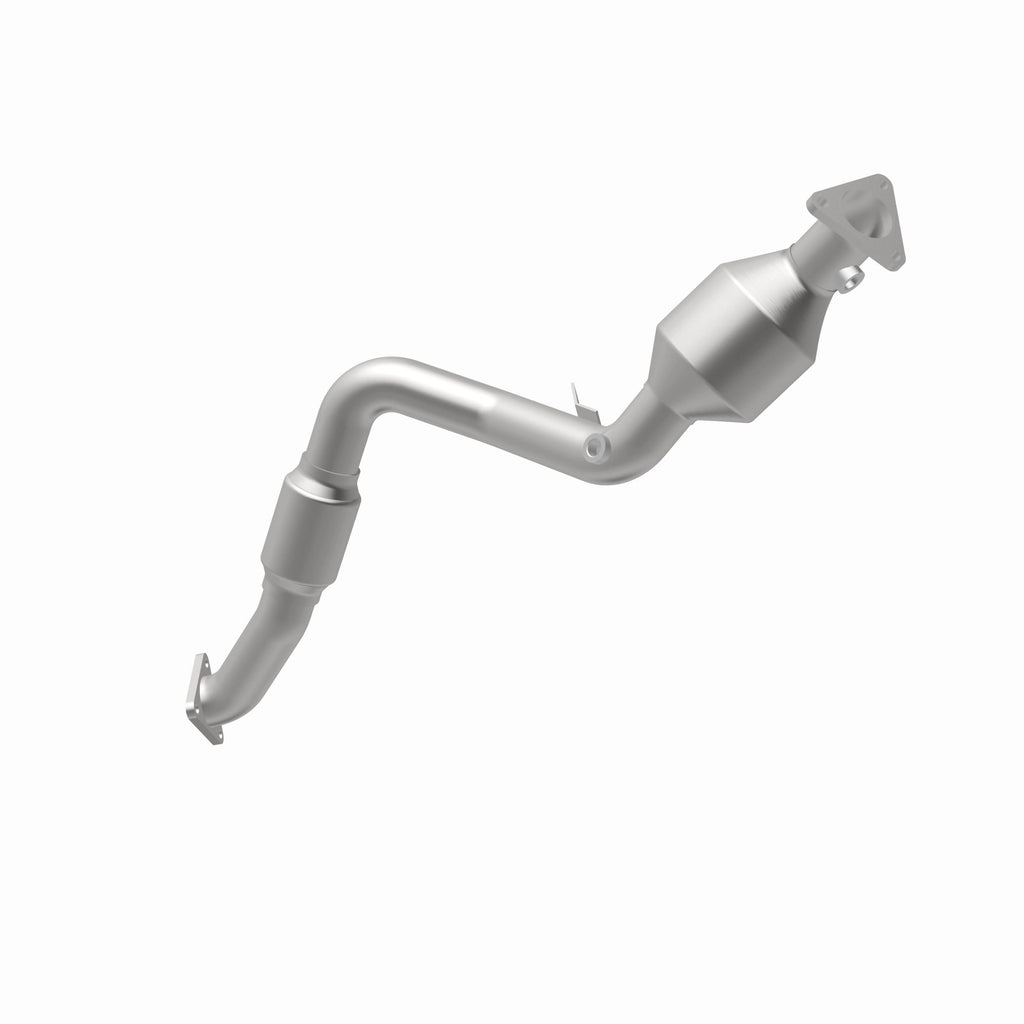 MagnaFlow Exhaust Products 5582586 California CARB Direct-Fit Catalytic Converter for Select Audi Q7, Volkswagen Touareg