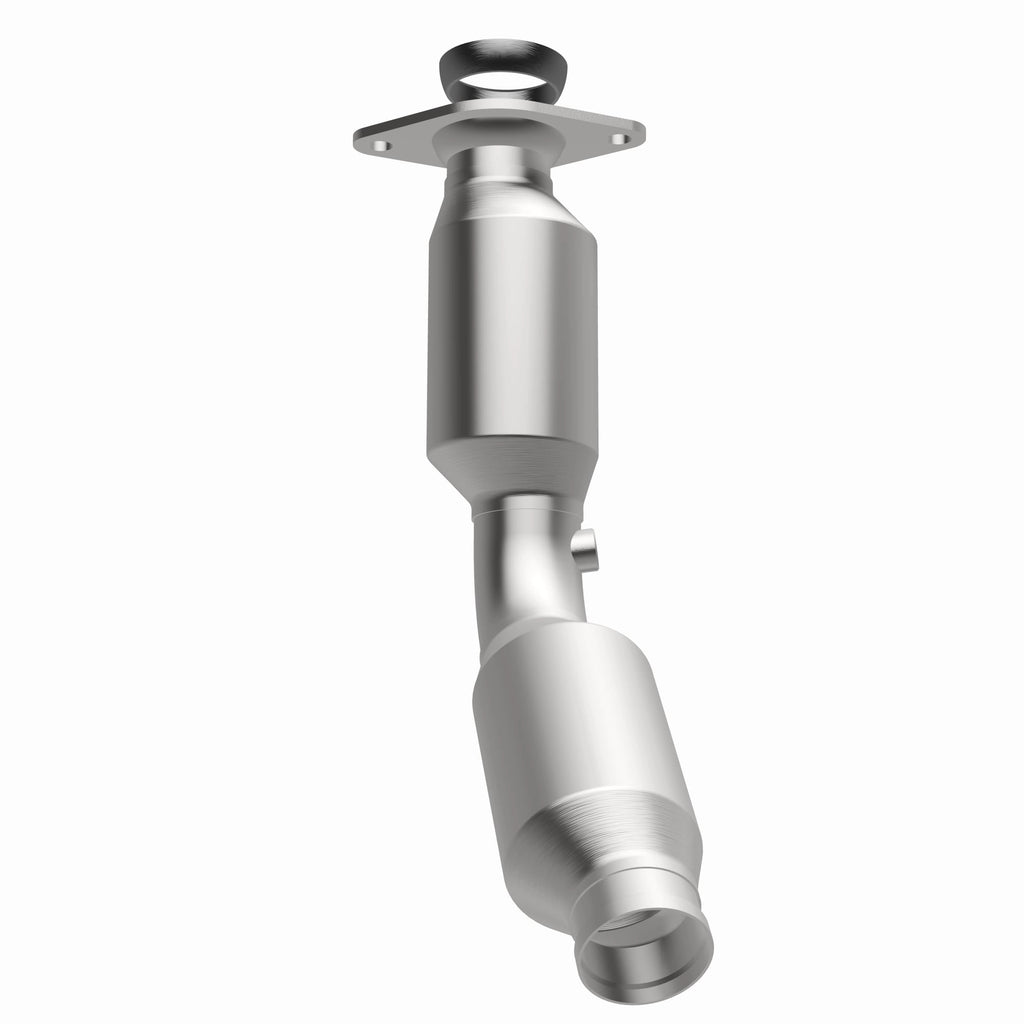 MagnaFlow Exhaust Products 52456 OEM Grade Semi-Direct Fit Catalytic Converter for Select Lexus CT200h, Toyota Prius V