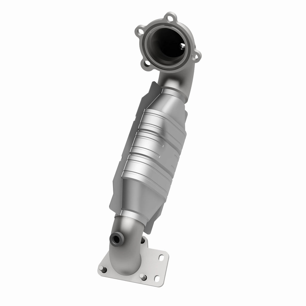 MagnaFlow Exhaust Products 51703 OEM Grade Direct-Fit Catalytic Converter for Select Buick Regal