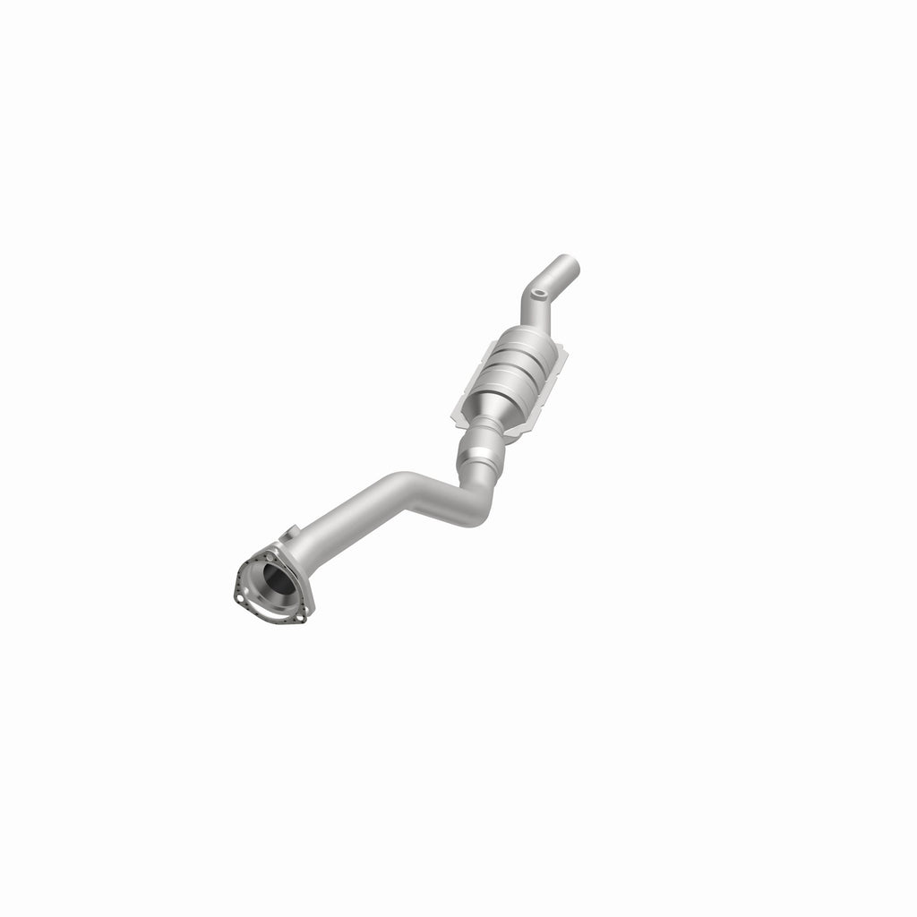 MagnaFlow Exhaust Products 22962 HM Grade Direct-Fit Catalytic Converter for Select Audi A4, Audi A4 Quattro, Volkswagen Passat
