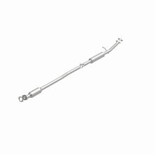 Load image into Gallery viewer, MagnaFlow Exhaust Products 5561542 California CARB Direct-Fit Catalytic Converter for Select Hyundai Tucson