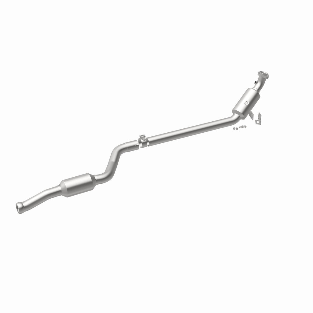 MagnaFlow Exhaust Products 21-447 OEM Grade Direct-Fit Catalytic Converter for Select Mercedes-Benz C300, Mercedes-Benz E350, Mercedes-Benz E400, Mercedes-Benz GLK350
