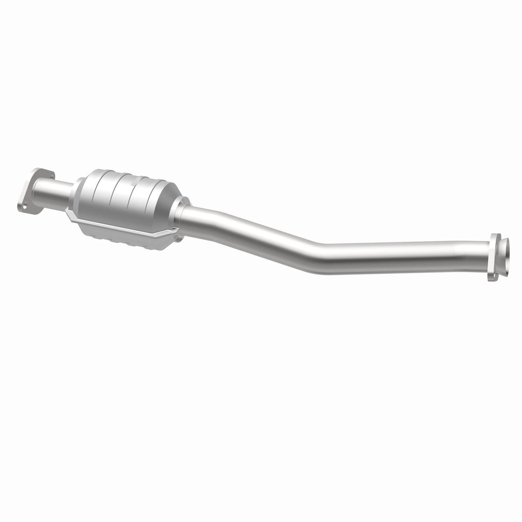 MagnaFlow Exhaust Products 49113 OEM Grade Direct-Fit Catalytic Converter for Select Suzuki Esteem