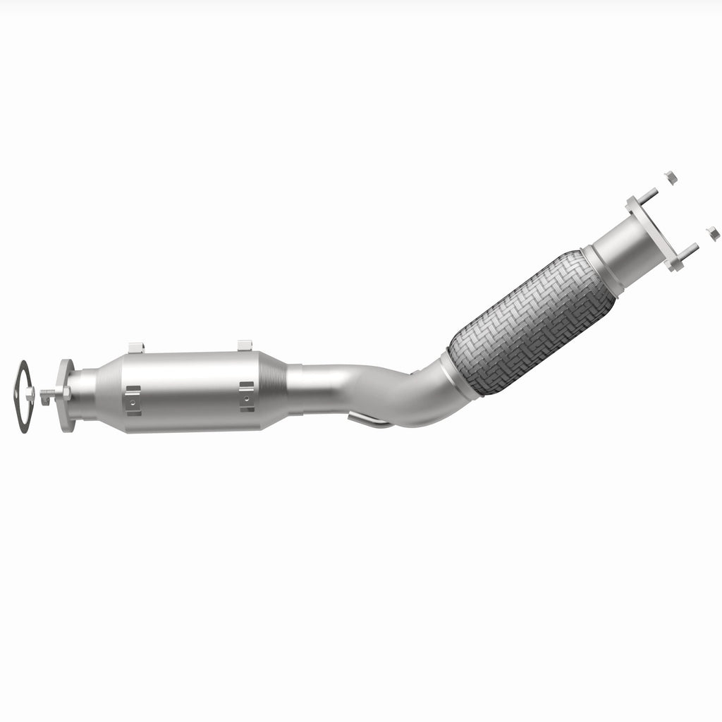 MagnaFlow Exhaust Products 280396 OEM Grade Direct-Fit Catalytic Converter for Select Nissan Rogue Sport
