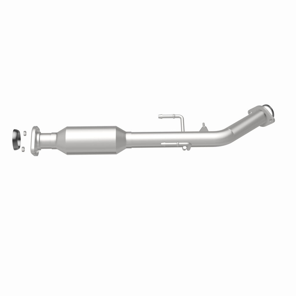 MagnaFlow Exhaust Products 23135 HM Grade Direct-Fit Catalytic Converter for Select Toyota Sienna