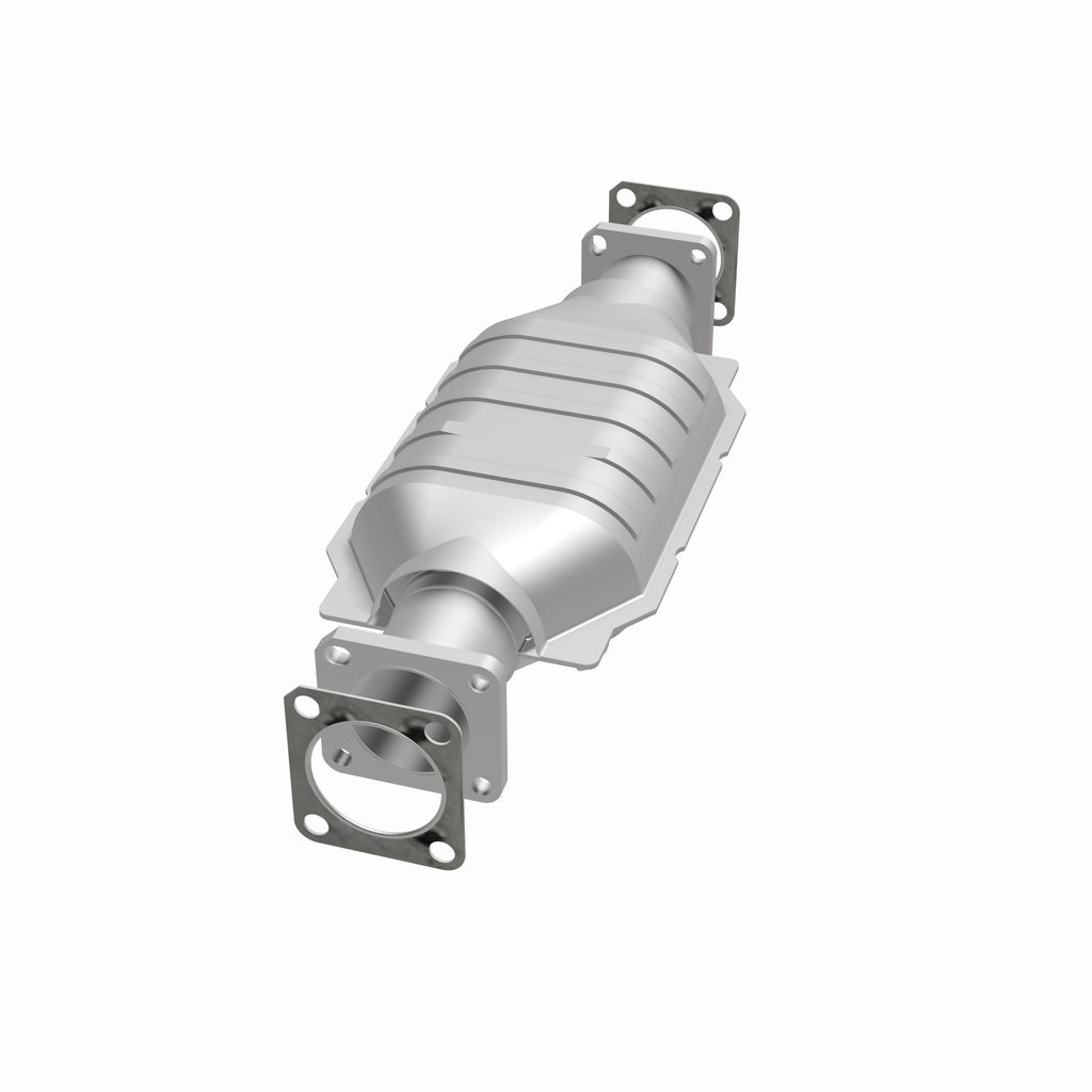 MagnaFlow Exhaust Products 3391652 California CARB Direct-Fit Catalytic Converter for Select Chevrolet LUV, Isuzu Amigo, Isuzu Pickup, Isuzu Rodeo, Isuzu Trooper