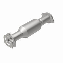 Load image into Gallery viewer, MagnaFlow Exhaust Products 441466 California CARB Direct-Fit Catalytic Converter for Select Jeep Cherokee