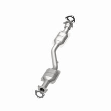 Load image into Gallery viewer, MagnaFlow Exhaust Products 51722 OEM Grade Direct-Fit Catalytic Converter for Select Saturn Vue