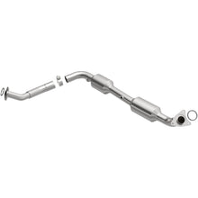 Load image into Gallery viewer, MagnaFlow Exhaust Products 5582625 California CARB Direct-Fit Catalytic Converter for Select Toyota Sequoia, Toyota Tundra